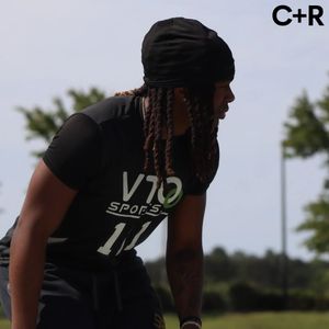 Image post by @carolinarecruits on Instagram