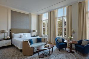 Image post by @waldorfamsterdam on Instagram