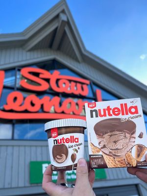 Image post by @stewleonards on Instagram