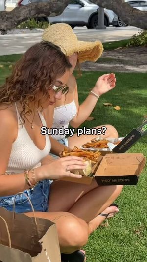 Video post by @burgerfi on Instagram
