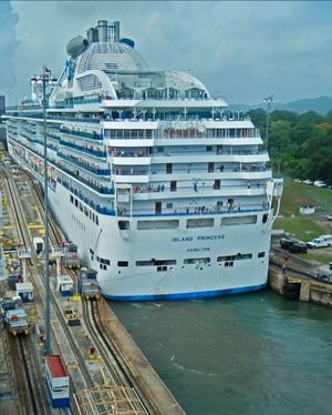Image post by @theworldofcruiseships on Instagram