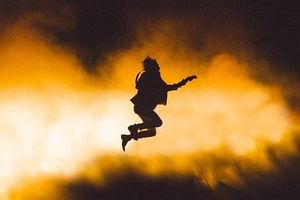 Image post by @shakeygraves on Instagram