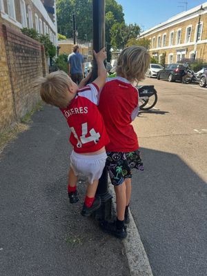 Image post by @mumswhobuild on Instagram