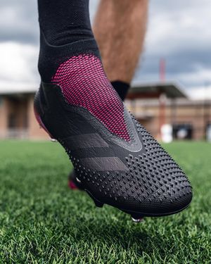 Image post by @soccerdotcom on Instagram