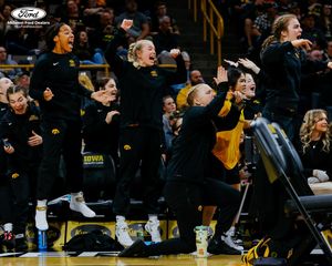 Image post by @TheIowaHawkeyes on Twitter