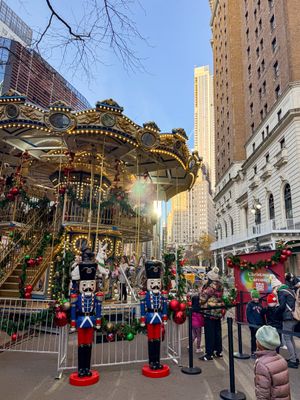 Image post by @34thStNYC on Twitter