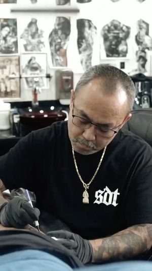 Video post by @skindesigntattoos on Instagram