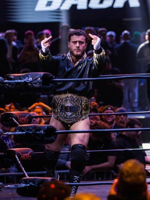 Image post by @thewrestlingclassic on Instagram
