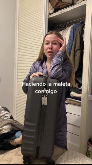 Video post by @carlotagrandeb on TikTok