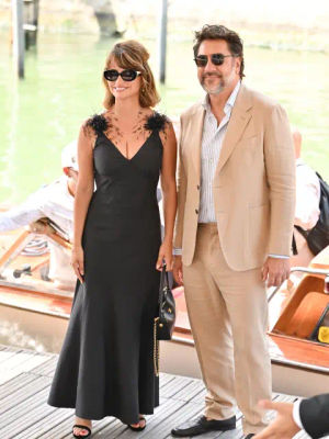 Image post by @people on TikTok