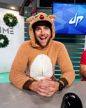 Image post by @dudeperfect on Instagram