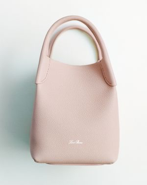 Image post by @loropiana on Instagram