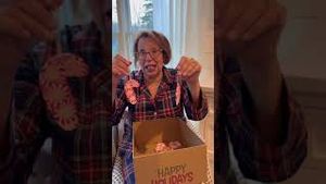 Video post by @brunchwithbabs on YouTube