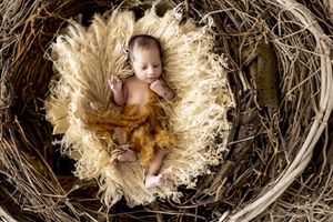Image post by @newbornbabyphotographystudio on Instagram