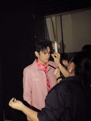 Video post by @sparklegmaartistcenter on TikTok