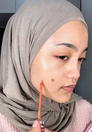 Video post by @hellodhani on TikTok