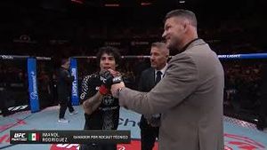 Video post by @ufcespanol on YouTube