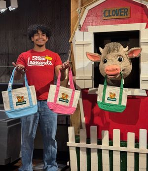 Image post by @stewleonards on Instagram