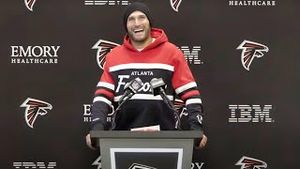 Video post by @totalprosportsdotcom on YouTube