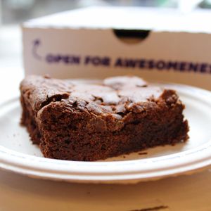 Image post by @insomniacookies on Instagram
