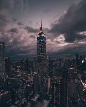 Image post by @empirestatebldg on Instagram