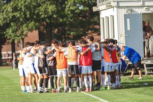 Image post by @wne_goldenbears on Instagram