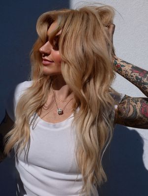 Image post by @blushandmane on Instagram