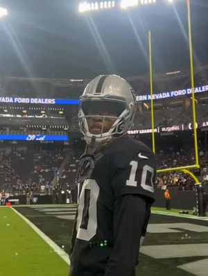 Image post by @raiders on Instagram