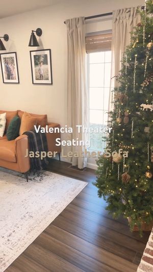 Image post by @valenciatheaterseating on Instagram