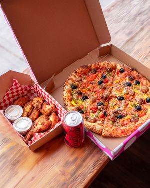 Image post by @blondies_pizza on Instagram