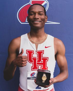 Image post by @uhcougartf on Instagram