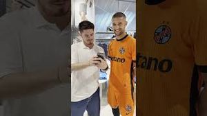 Video post by @Costi Max on YouTube