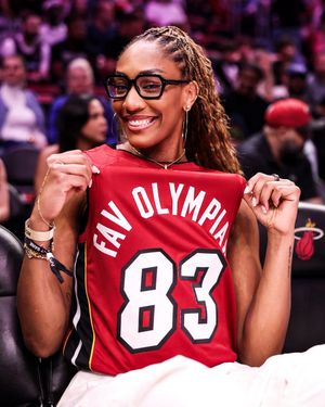 Image post by @YahooSports on Twitter