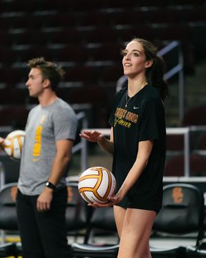 Image post by @uscwomensvolley on Instagram