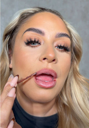 Video post by @beckymorganmakeup on TikTok