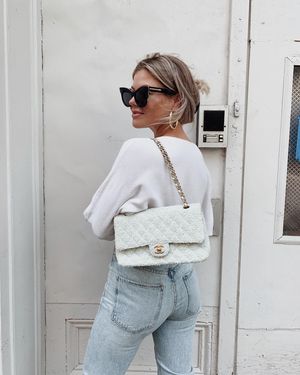 Image post by @gilliandelzotto on Instagram