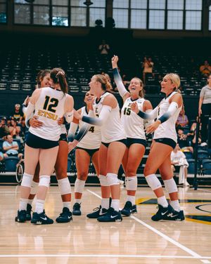 Image post by @etsuvolleyball on Instagram