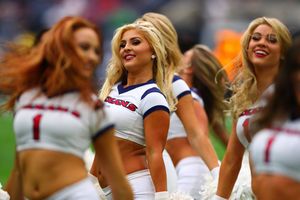 Image post by @TexansCheer on Twitter