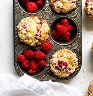 Image post by @displacedhousewife on Instagram