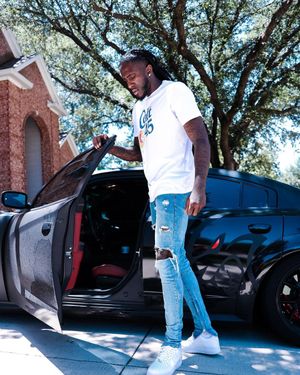 Image post by @taureanprince on Instagram