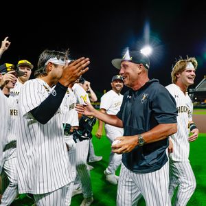 Image post by @goshockersbsb on Instagram