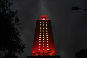 Image post by @UTAustin on Twitter