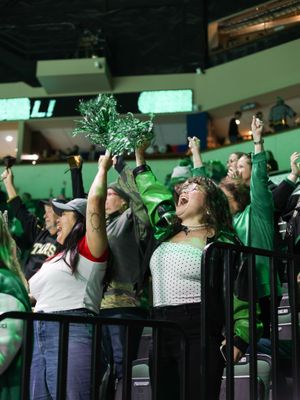 Image post by @txstarshockey on Instagram