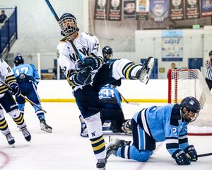 Image post by @navymenshockey on Instagram