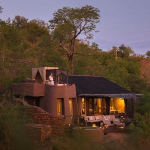 Image post by @chiawasafaris on Instagram