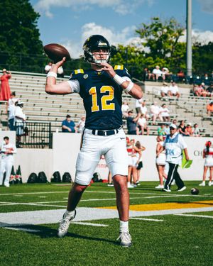 Image post by @etsufootball on Instagram
