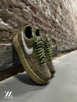 Image post by @succezzthestore on Instagram