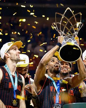 Image post by @basketballcl on Instagram