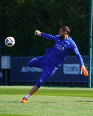 Image post by @psg on Instagram