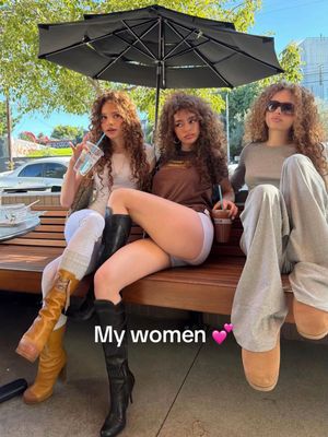 Video post by @sundaykalogeras on TikTok